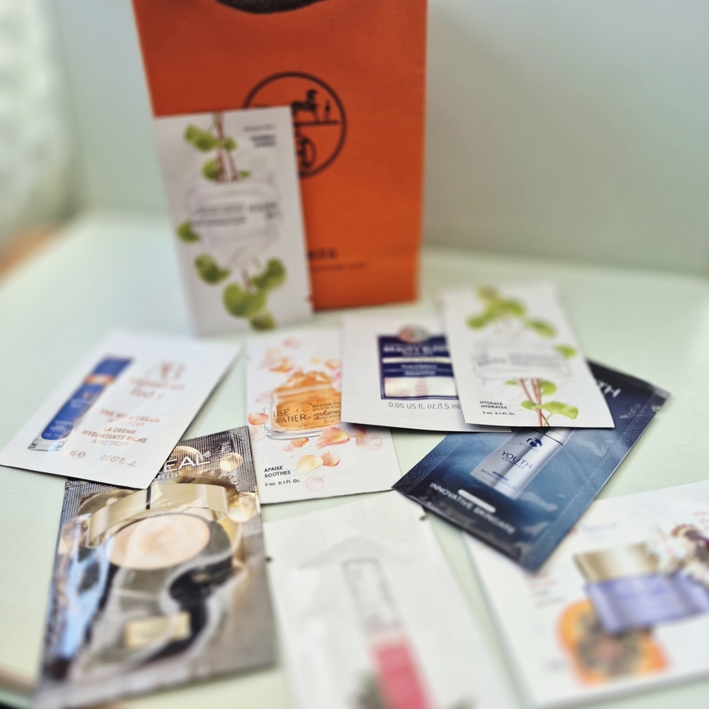 Skincare Sample Set with Orange Bag - Picture 7 of 8